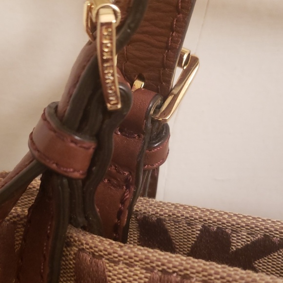 Authentic Michael Kors Canvas Purse - Picture 8 of 8